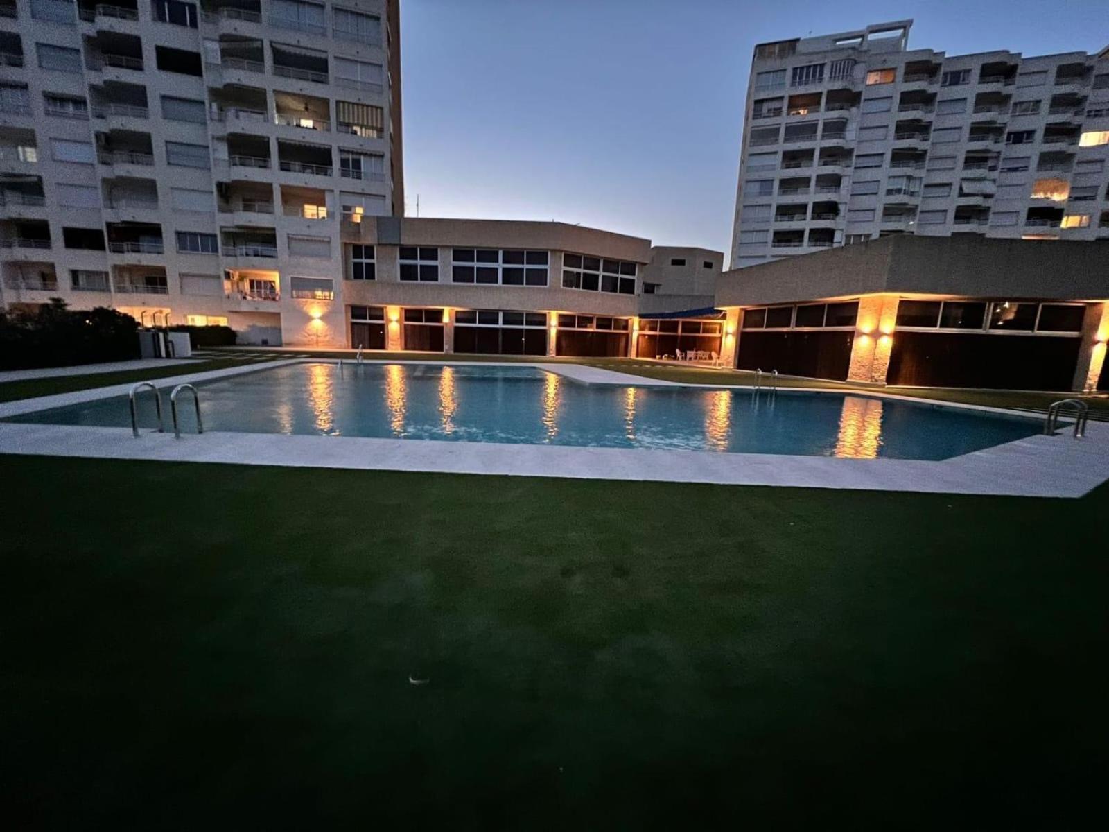 Luxe Beach Two By Gloove Apartment Villajoyosa Exterior foto